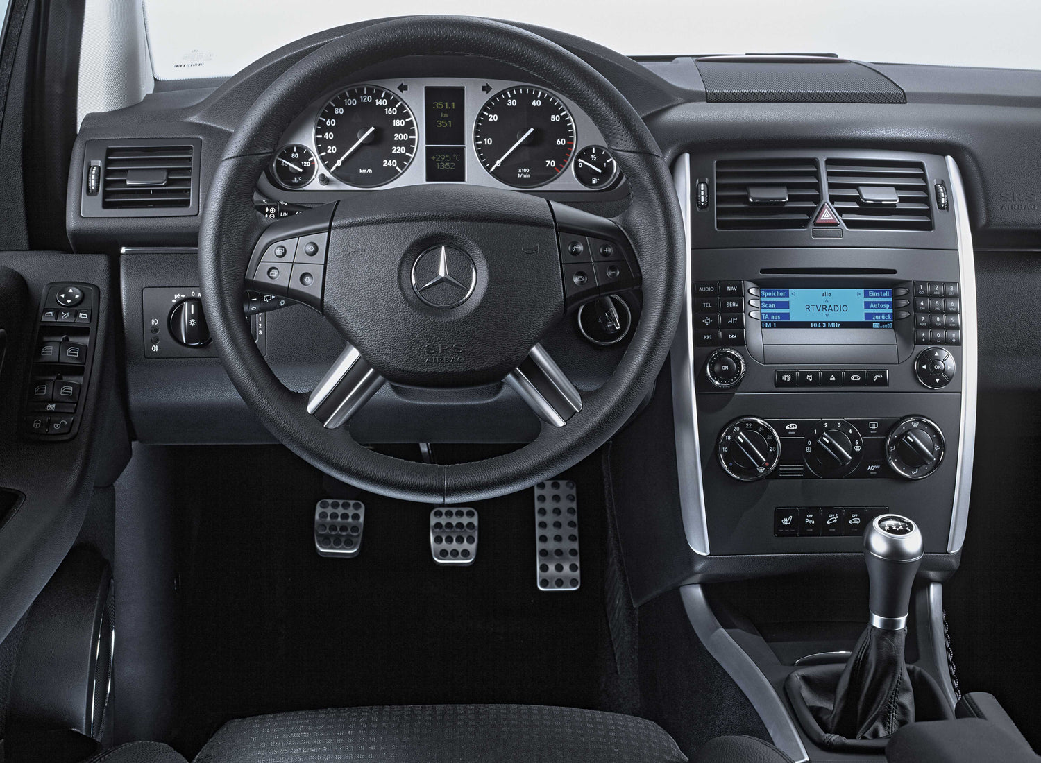 Mercedes Benz B-Class 2005 - 2011 Car Stereo Installation Parts