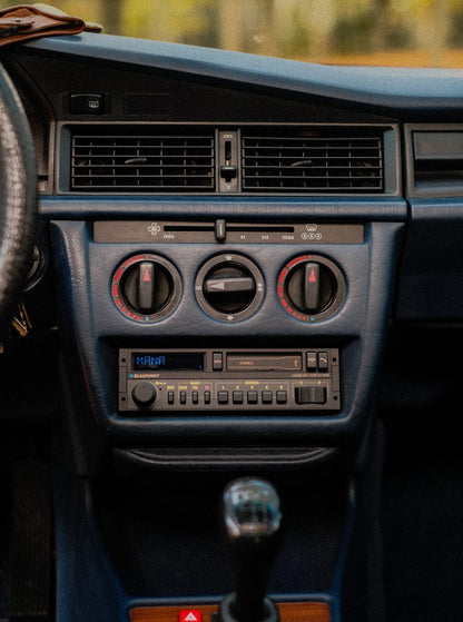 Blaupunkt HAMBURG SQM 23 Retro Car Stereo with Bluetooth installed in vintage car dashboard by Connected Car Experts