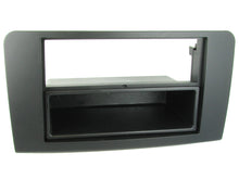 Connects2 CT24MB08 2005 - 2012 Mercedes ML/GL Single and Double DIN Dash Kit with professional installation, technical support, fast shipping Connected Car Experts
