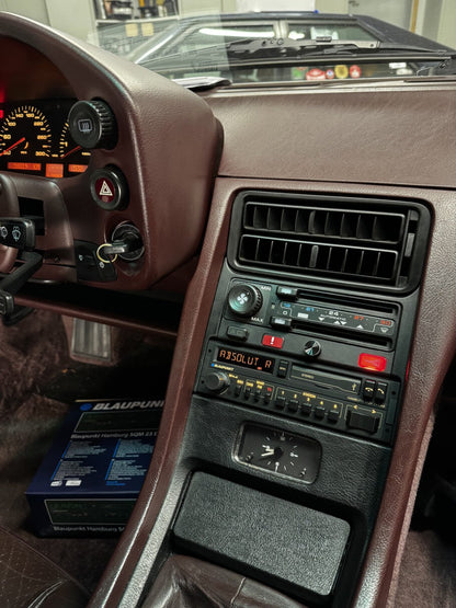 Blaupunkt HAMBURG SQM 23 Retro Car Stereo with Bluetooth installed in classic car dashboard by Connected Car Experts fast shipping