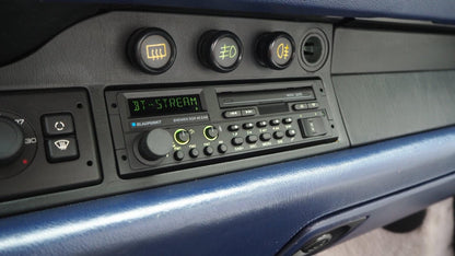Blaupunkt BREMENSQR46DAB Retro Car Stereo with Bluetooth