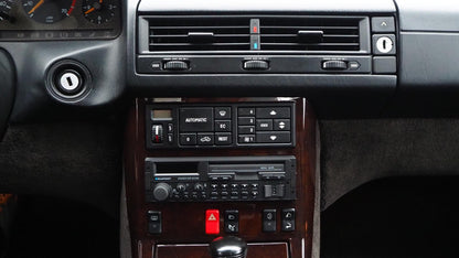 Blaupunkt BREMENSQR46DAB Retro Car Stereo with Bluetooth